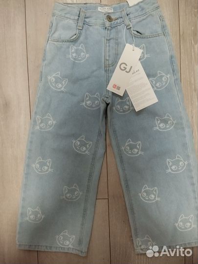 Джинсы на девочку 104