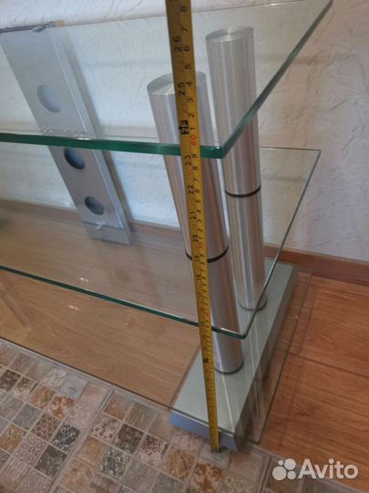 Стеклянная тумба под тв