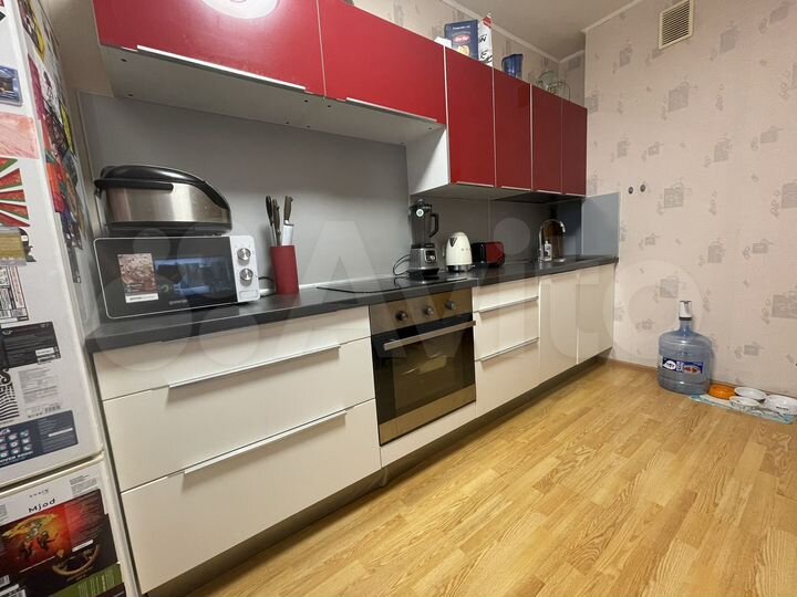 6-к. квартира, 42 м², 6/24 эт.