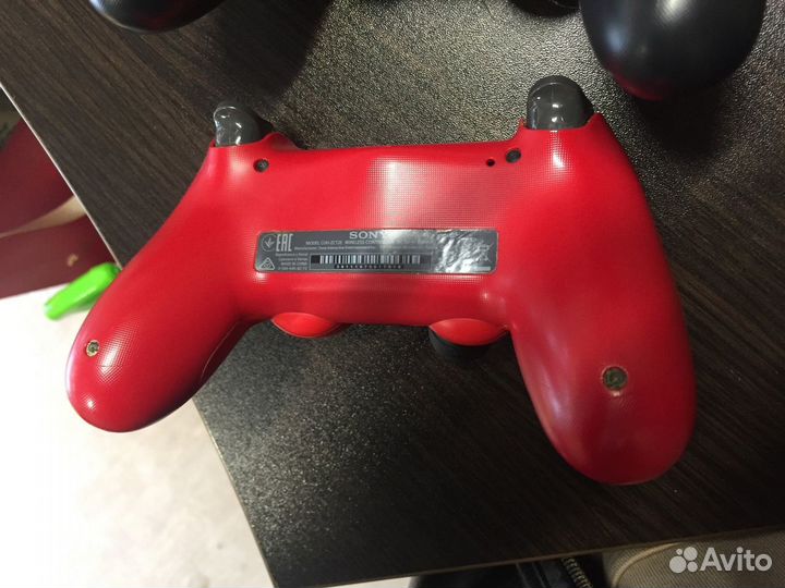 Sony playstation 4 PRO 1tb