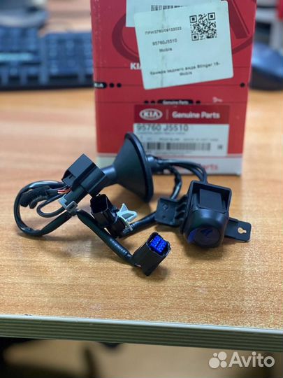 Камера заднего вида Kia Stinger 2017 - 95760J5510