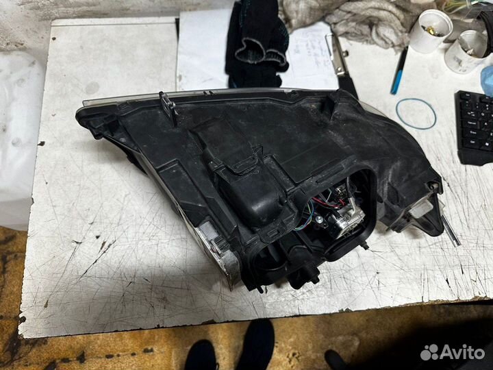 Фара левая BMW E90 дорест биксенон