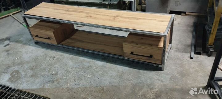 Тумба под тв лофт