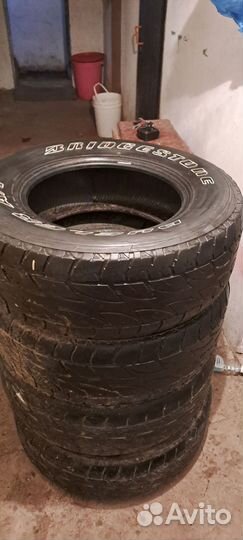 Bridgestone Dueler A/T D694 275/65 R17 115T