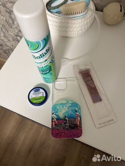 В одни руки, сухой шампунь, ремешок, чехол,крем