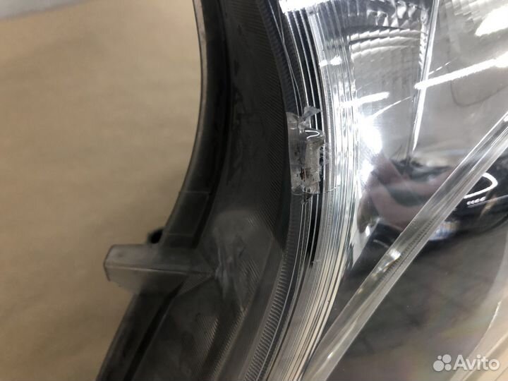 Фара передняя левая A4479061801