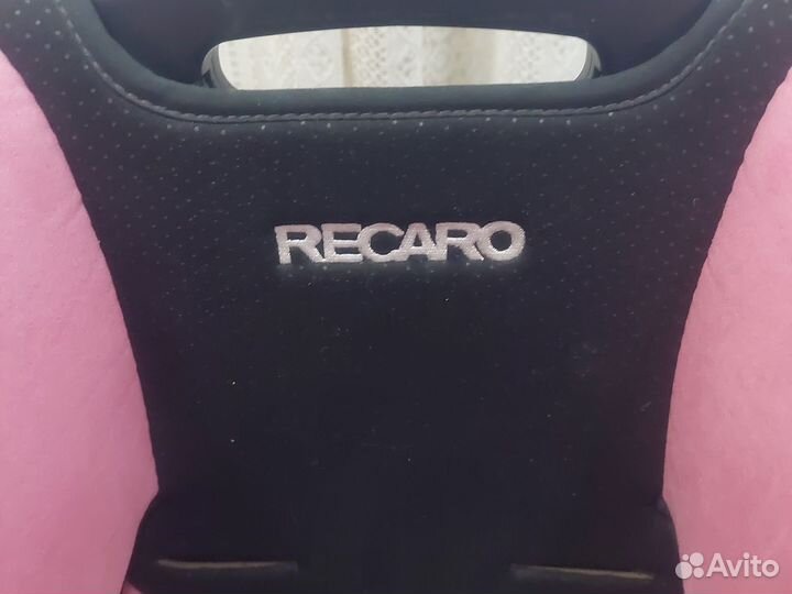 Автомобильное кресло