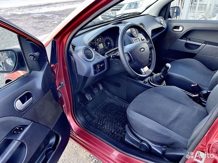 Ford Fiesta 1.6 МТ, 2007, 249 500 км
