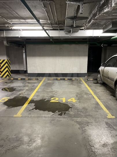 Машиноместо, 15 м²