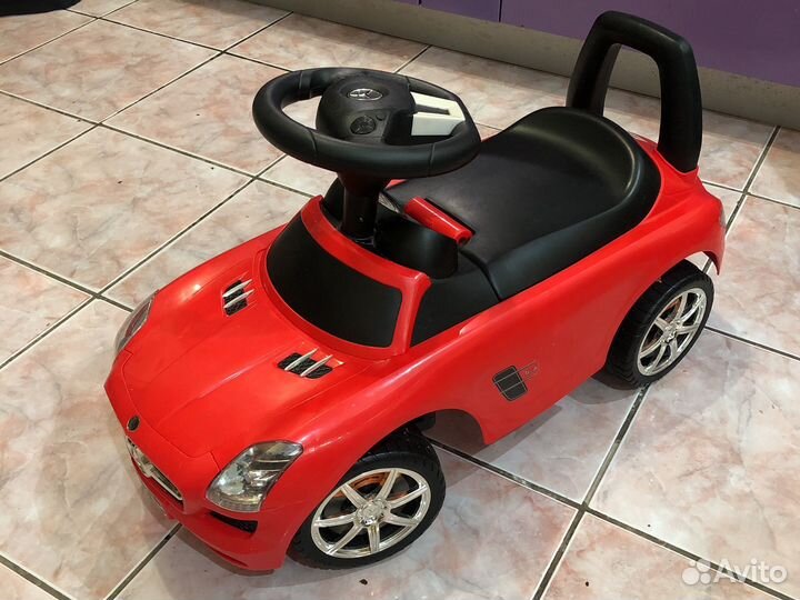 Машинка каталка mercedes