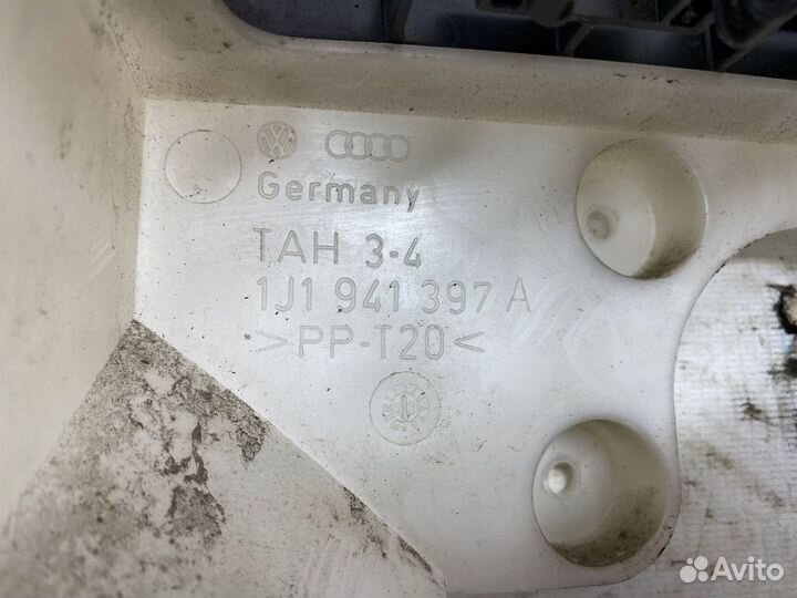 Кронштейн проводки volkswagen golf 4