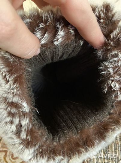 Женская шапка из кролика