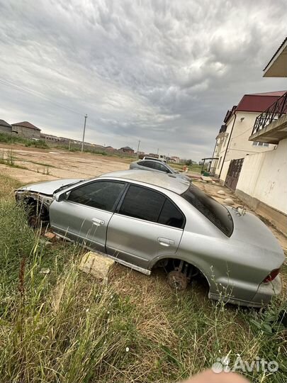 Дверь на mitsubishi galant 8