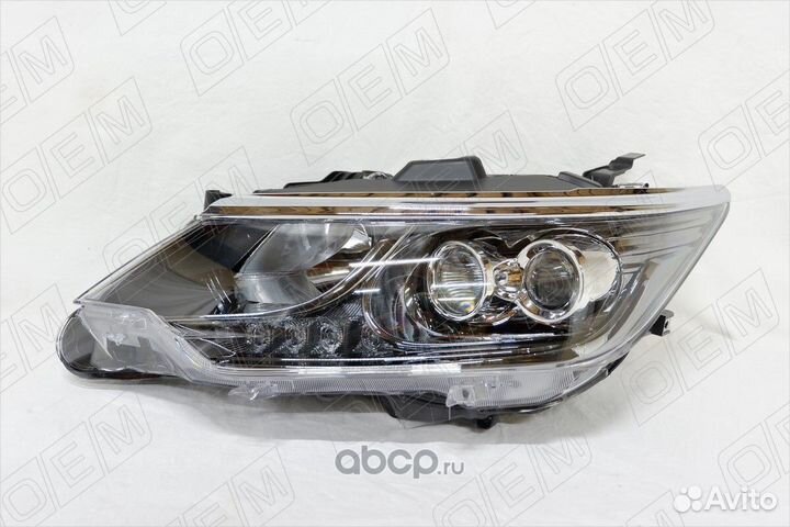 Фара правая Toyota Camry 7 XV50 (2011-2018)(LED)