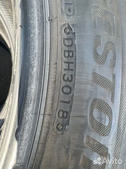 Bridgestone Blizzak DM-V2 285/45 R22 110T