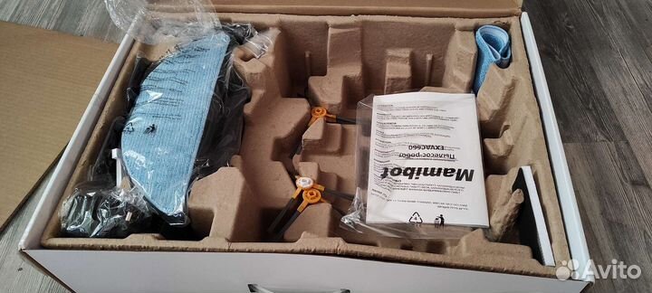 Робот пылесос