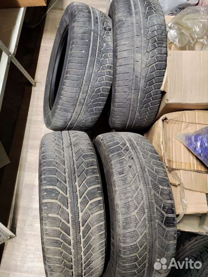 Hankook Winter I'Cept Evo2 W320 215/60 R16 99H