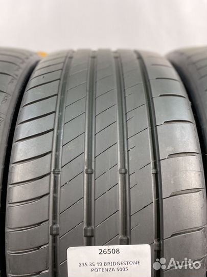 Bridgestone Potenza S005 235/35 R19 89Y