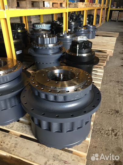 Редуктор хода Komatsu PC360-7