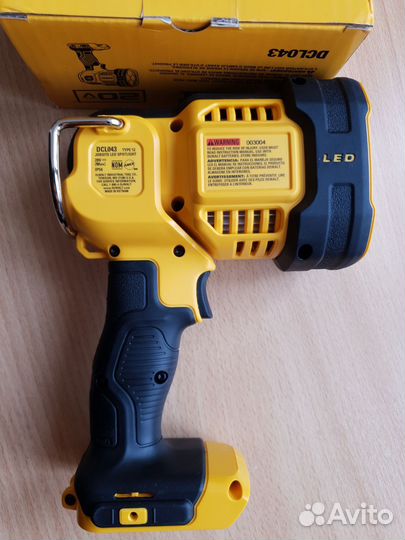 Фонарь Dewalt DCL043