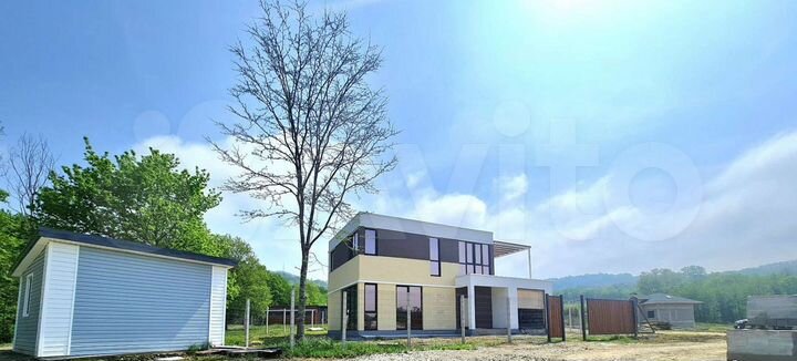 Коттедж 190 м² на участке 5 сот.