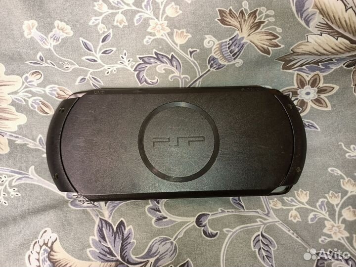 Sony PSP e1008 Комплект 8gb Игры