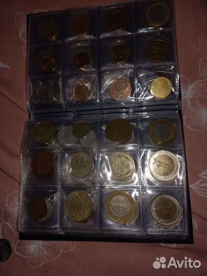 Коллекция монет разных