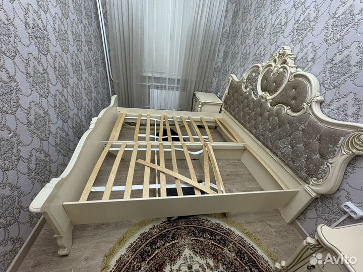 Спальный гарнитур бу