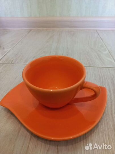 Чайная пара кермика чашка и блюдце