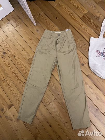 Брюки levis
