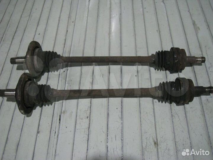 Полуось задняя Mercedes Benz W211 E-Klasse