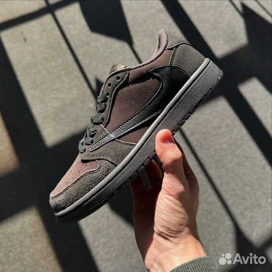 Nike Air Jordan 1 Low travis scott 