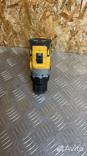 Дрель-шуруповерт dewalt 12 В XR DCD701D2-QW