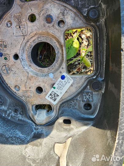 Руль golf 5 caddy 3