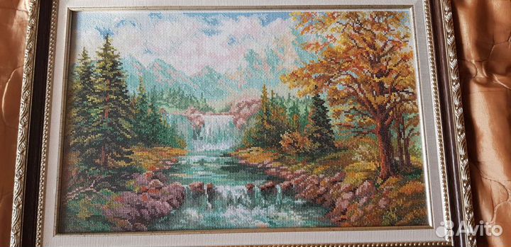 Картина вышитая крестиком