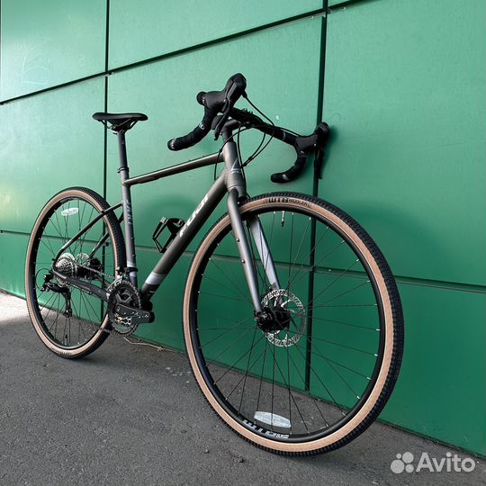 Гравийный велосипед Fuji Jari 2.5