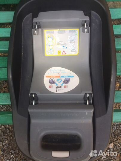 База Maxi-Cosi для детского креслв