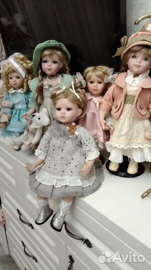 Кукла фарфоровая коллекционная