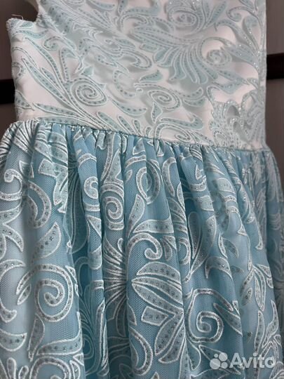 Платье для девочки нарядное 128-134