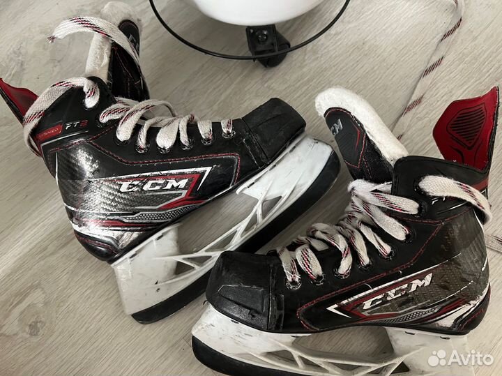 Хоккейные коньки ccm 31 размер оригинал