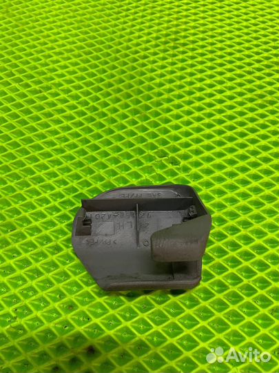 Накладка заглушка сидения левая тойота рав 4 20