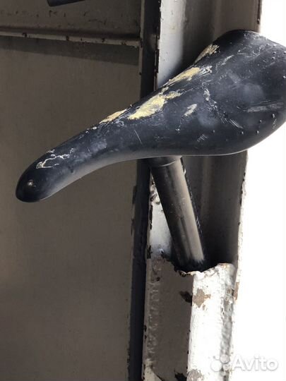 Пластмассовое седло bmx