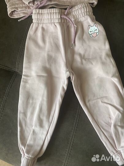 Костюм спортивный