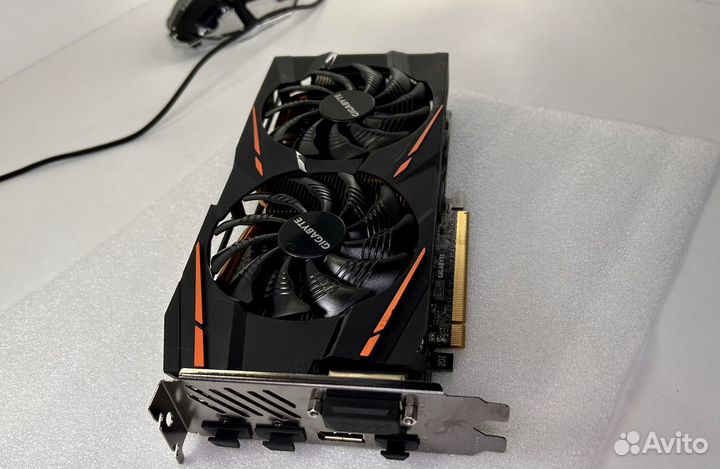 Видеокарта Gigabyte PCI-E GV-rx580gaming-8GD-MI