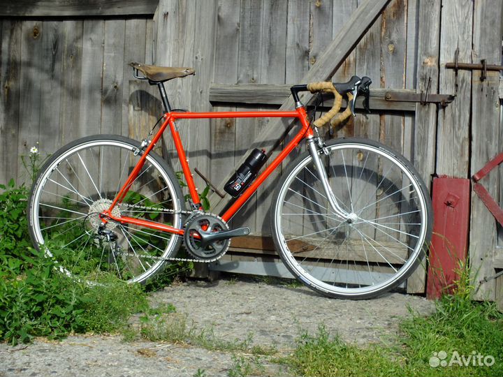 Старт-Шоссе 1973 года Custom