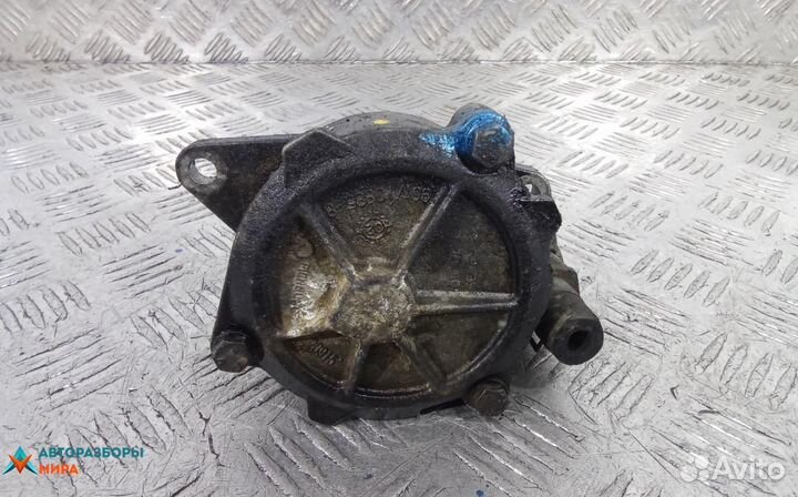 Насос вакуумный Land Rover Freelander 2004