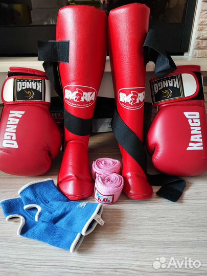 Защита голени, перчатки