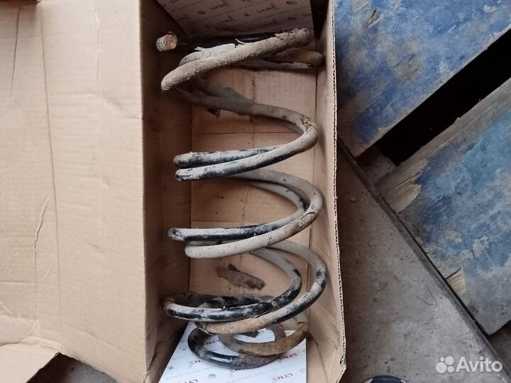 Передние пружины ford 2