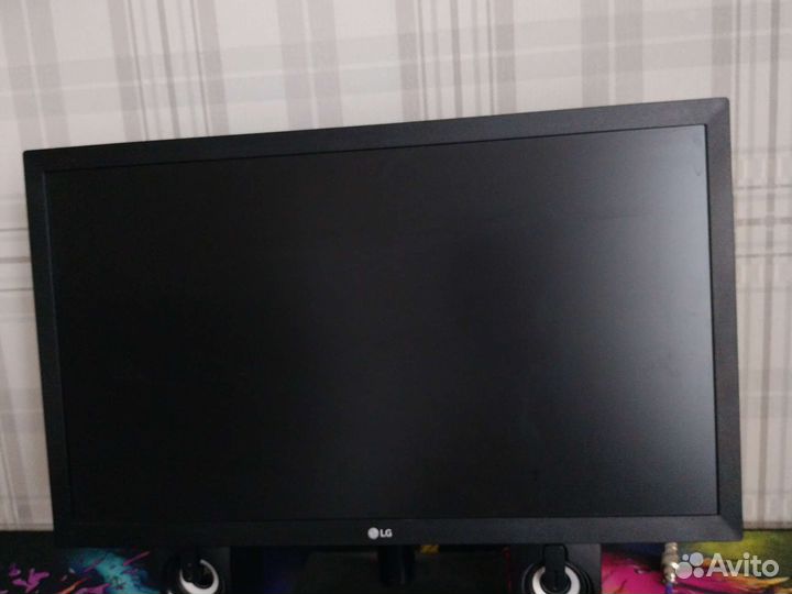 Монитор LG