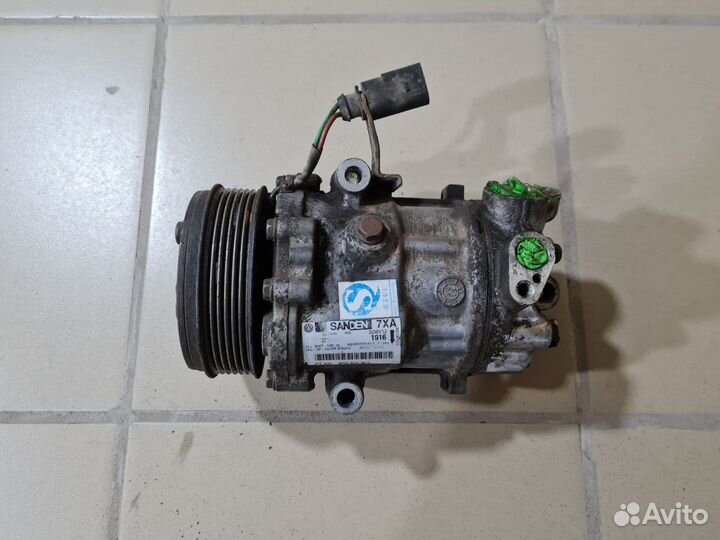 Компрессор кондиционера Volkswagen Polo 5
